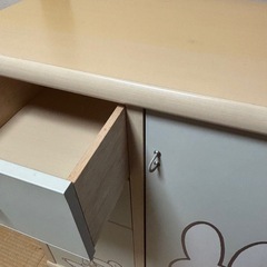 【無料】ミッフィー収納タンスの画像