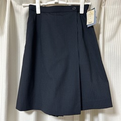 【新品未使用】　Amatir ボンマック　スーツ　9号　ストライプ バラ売り🉑の画像