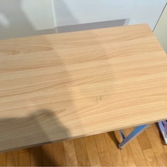 会議テーブルの画像