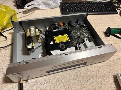 ⬛︎ ONKYO C-7030 ⬛︎ 
CDプレーヤー