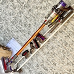 Dyson Cyclone V10 Fluffy スタンドセット