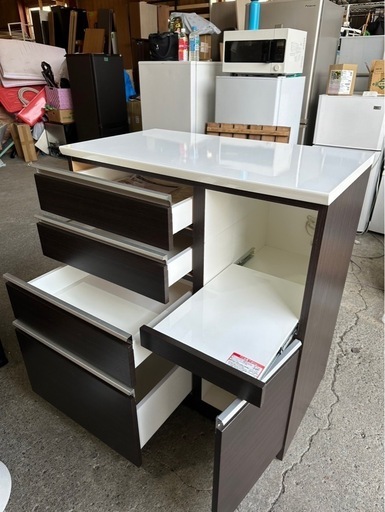 JKN2467/キッチンボード/カップボード/食器棚/大型/ソフトクローズ/IDC大塚家具/SUNNY/高橋木工所/チェルシー/中古品/ JKN2467/キッチンボード/カップボード/食器棚/大型/ソフトクローズ/IDC
