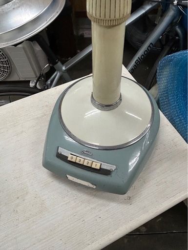 昭和レトロ TOSHIBA 扇風機 東芝 レトロポップ 1978年製 完動品 昭和レトロ TOSHIBA 扇風機 東芝 レトロポップ 1978年製 完動品 昭和