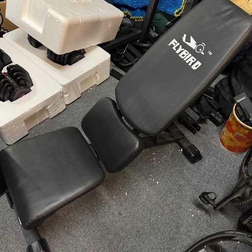 FLYBIRD トレーニングベンチ 3方向可変傾斜ベンチ 折りたたみ式 耐荷重300kg デクラインベンチ フラットベンチ インライン