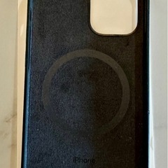 iPhone 12 Proのシリコンケース（MagSafe・純正・黒）の画像