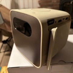 BenQ  プロジェクターの画像