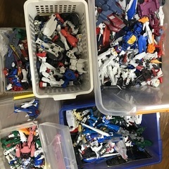 ガンダム　プラモデル　部品