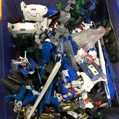 ガンダム　プラモデル　部品の画像