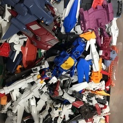 ガンダム　プラモデル　部品の画像