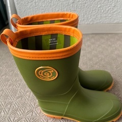 子供用長靴(新品に近い)の画像