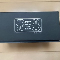 【最終】新品 ミッフィー ペアマグカップ の画像