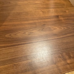 ダイニングテーブルの画像