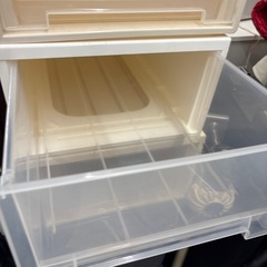 プラスチック　衣装ケースの画像