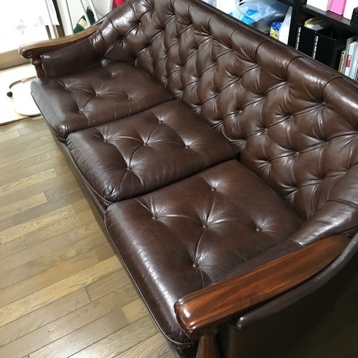 高級３人掛けソファと1人掛けソファ