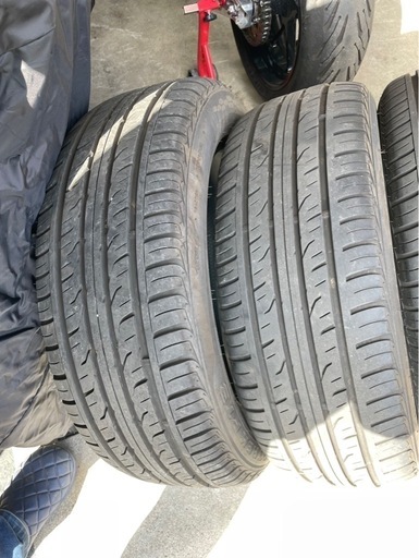 引渡し完了しました！中古タイヤ　225/55R18 98V  ４本セット
