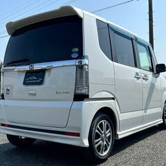 コミコミ🚘車検付き！後期型！ナビ！フルセグTV！ETC！Bluetoothオーディオ！パワースライドドア！名変全国無料！点検整備付き！N-BOXカスタム！の画像