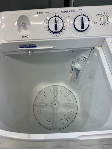 極美品 2022年製 使用少ない 二層式洗濯機 5.5キロ