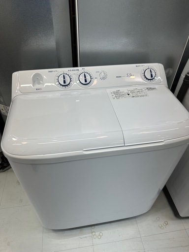 極美品　2022年製　使用少ない　二層式洗濯機　5.5キロ