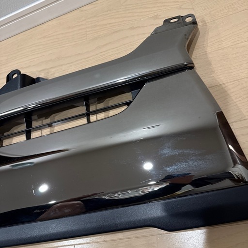 ハイエース　4型　ダークプライム　グリル　