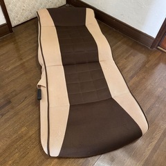  レバー式無段階リクライニング座椅子の画像