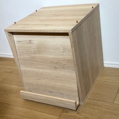 値下げ：ディスプレイキューブラックの画像