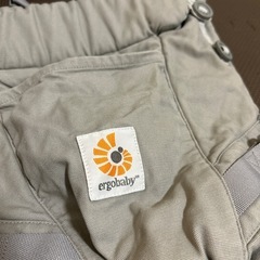 エルゴベビー　抱っこ紐　グレーの画像