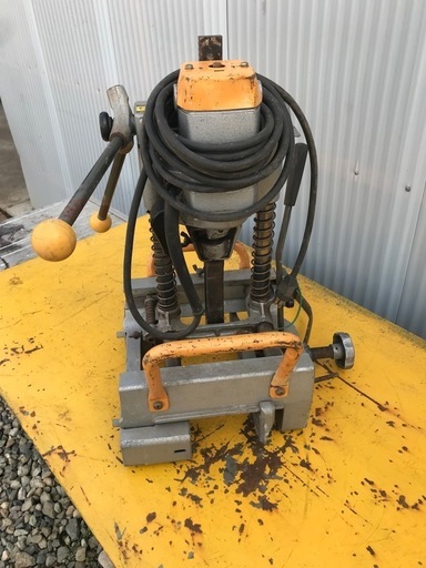マキタ手動カクノミ7303 動作品
