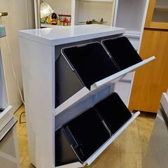 スチール製 4分別 フラップ式 ダストボックス 薄型 スリム ゴミ箱 ホワイト◆幅66㎝×奥行25㎝×高さ93㎝★近隣配送無料 買取帝国 朝霞店の画像
