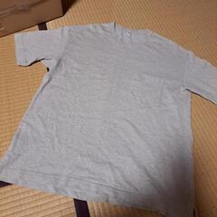 UNIQLOメンズTシャツ　mの画像