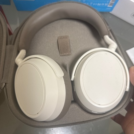 周辺機器 SENNHEISER MOMENTUM 4