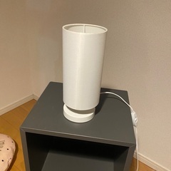 ニトリのテーブルランプの画像