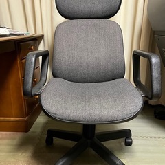 【取引相手決まりました】デスクチェアー