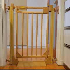 木製のびのびベビーゲートW の画像