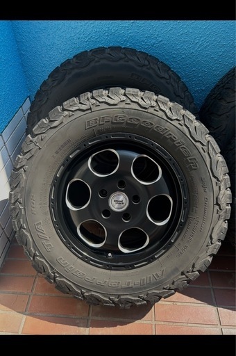 デリカD5　グッドリッチ　オールテレーン235/70R16