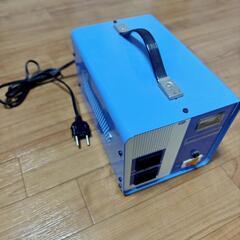 【美品更に値下げ】 交流定電圧電源装置200V→100V