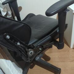 ゲーミングチェアの画像