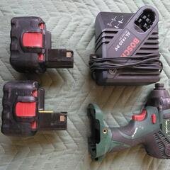 ボッシュBOSCHｲﾝﾊﾟｸﾄﾄﾞﾗｲﾊﾞｰﾊﾞｯﾃﾘｰ2個充電器つき
