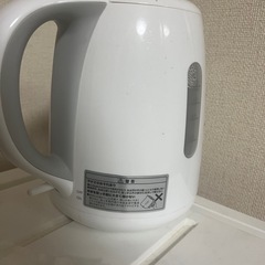 電気ポットの画像