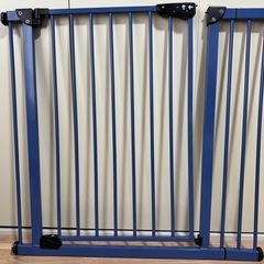 【決まりました！】★ ペットゲート つっぱり 犬 猫 フェンス スチールペットゲート ドア付き スチールゲート ゲート 犬 猫 扉付き 突っ張り 人気 ペット いぬ イヌ ねこ ネコ 犬用 猫用 伸縮 拡張フレーム付き 柵 仕切り セーフティーの画像