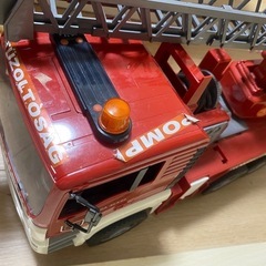 消防車　大きなおもちゃの画像