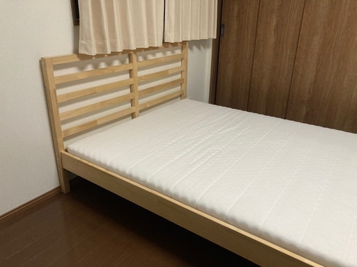 購入から1年経っていません！IKEAダブルベッド