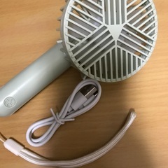 小型USB充電式手持ち扇風機