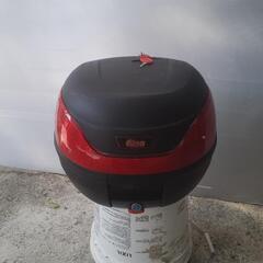 リアボックス