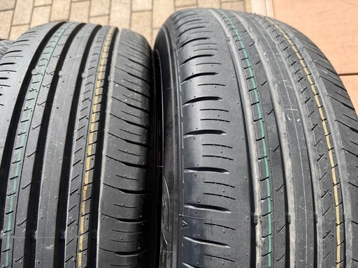新車外し225/60R18  4本