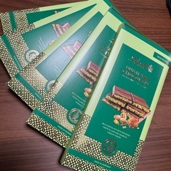 ［複数購入で300円引き］リンツ　ドバイチョコ　ドバイチョコレート