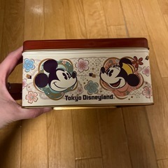 東京ディズニーランド　クッキー缶の画像