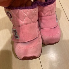 New Balance✨ピンクブーツ✨スノーブーツ✨の画像