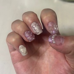 ハンド、フットのデザインネイル、ワンカラー、グラデーション、全てオフ込み格安でやらせてください。 − 栃木県