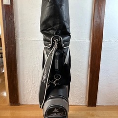 AXEL ゴルフバッグの画像