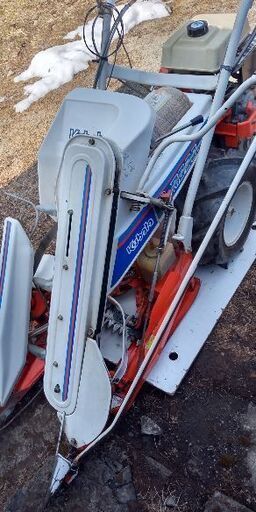 クボタ2輪１条刈りバインダー　RB30D